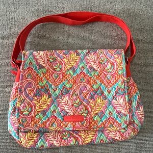 Vera Bradley messenger tote